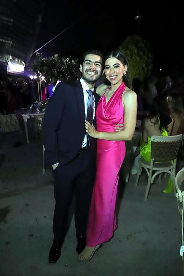 Luis Chávez y Kimberly Lizbeth