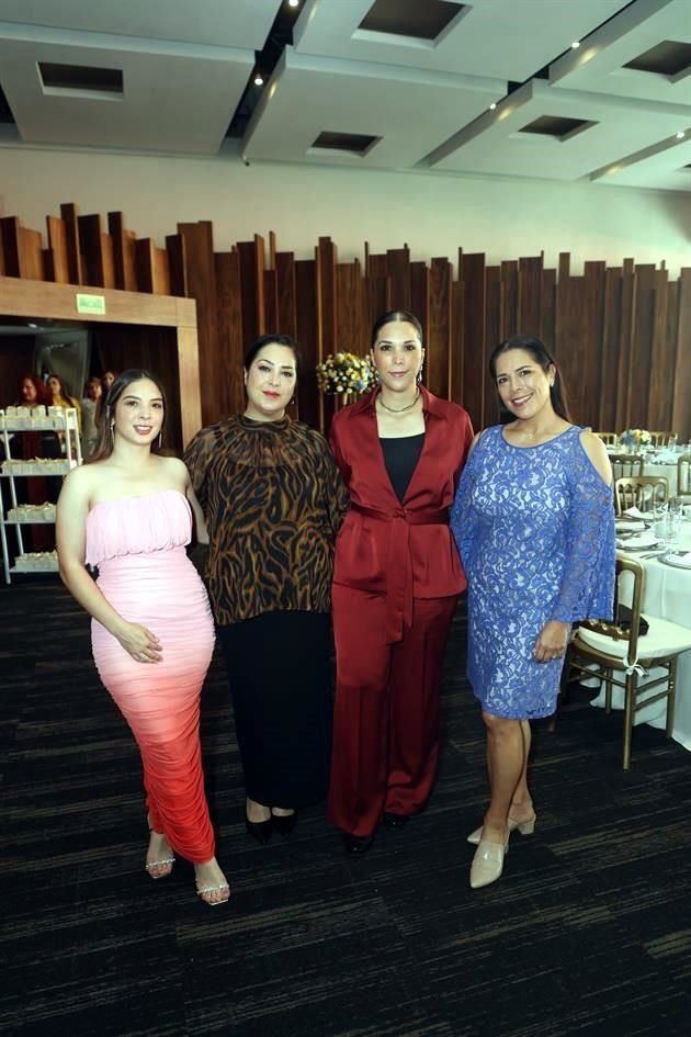 Lucía Longoria, Lucía Guerra, Daniela Guerra y Alejandra Guerra