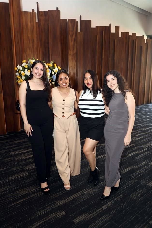Cassandra Martínez, Mariana González, Monce Banda y Mariel Rodríguez