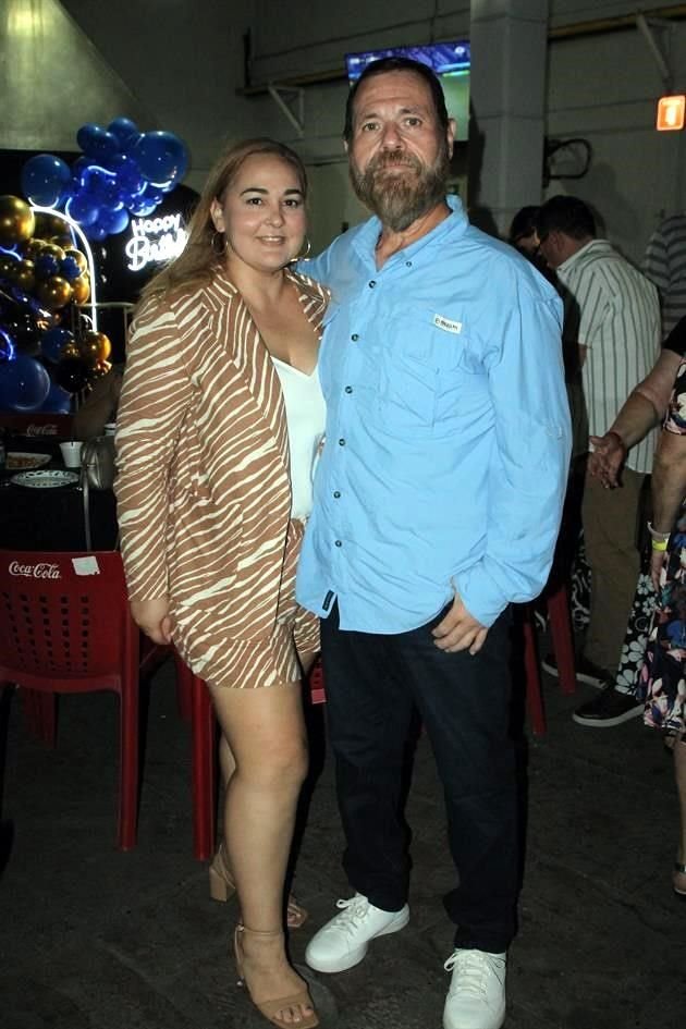 Érika García y Érick Treviño
