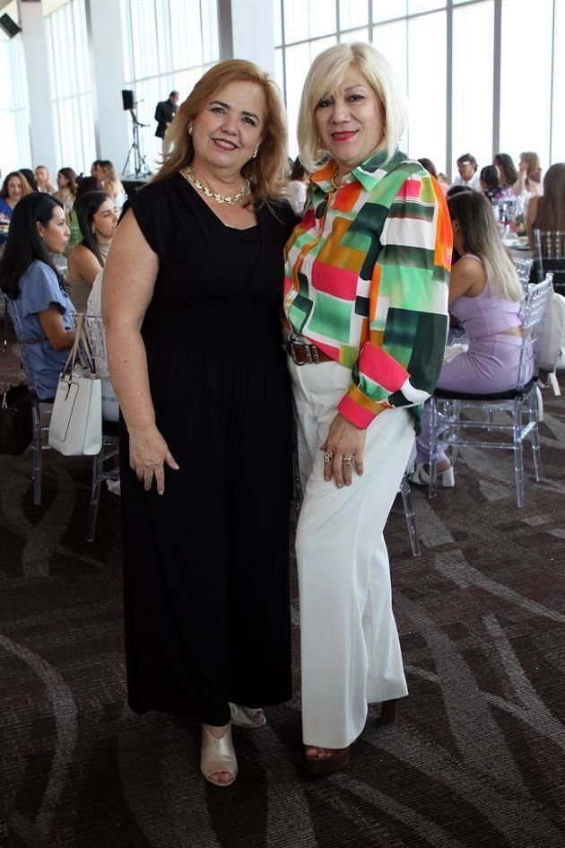 Norena Guajardo y Blanca Cantú de Cano