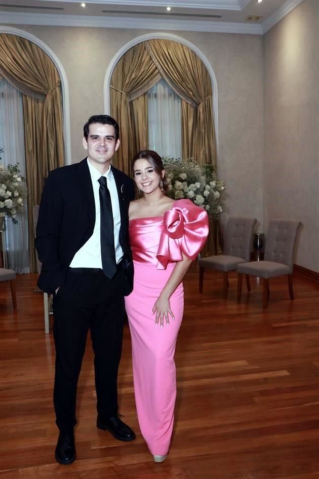Alejandro Robles y Daniela González