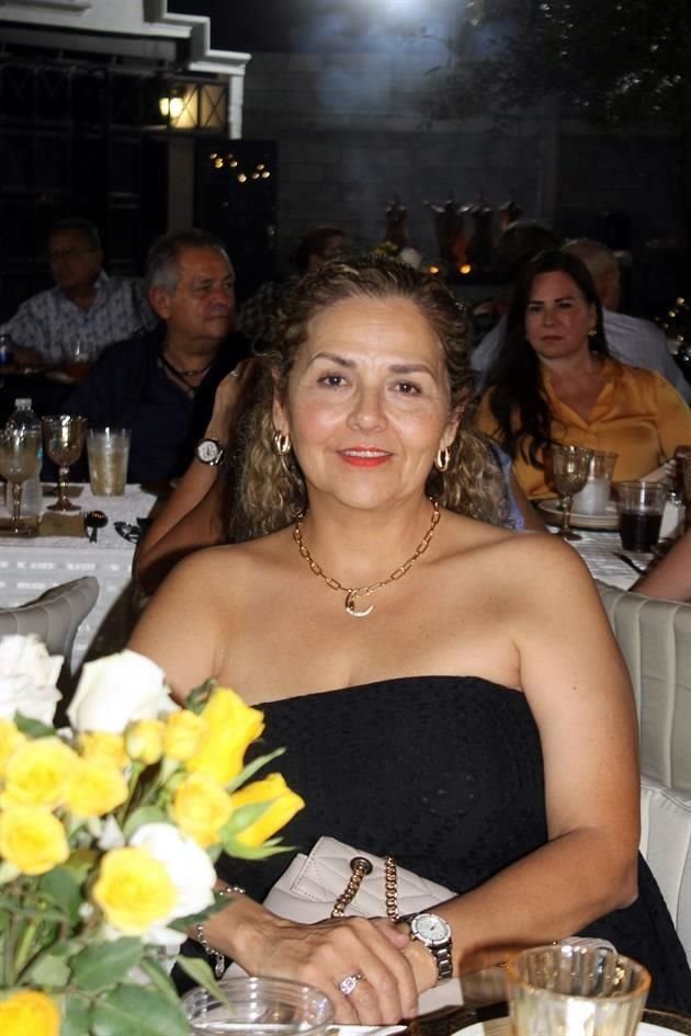 Claudia Garza