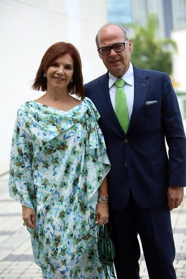 Alma Vargas de Guerra y Carlos Guerra