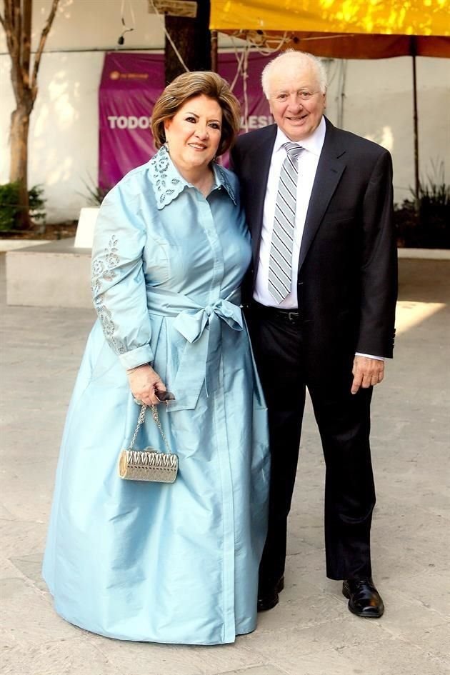 Rosa Martha Pliego de Backhoff y Gustavo Backhoff