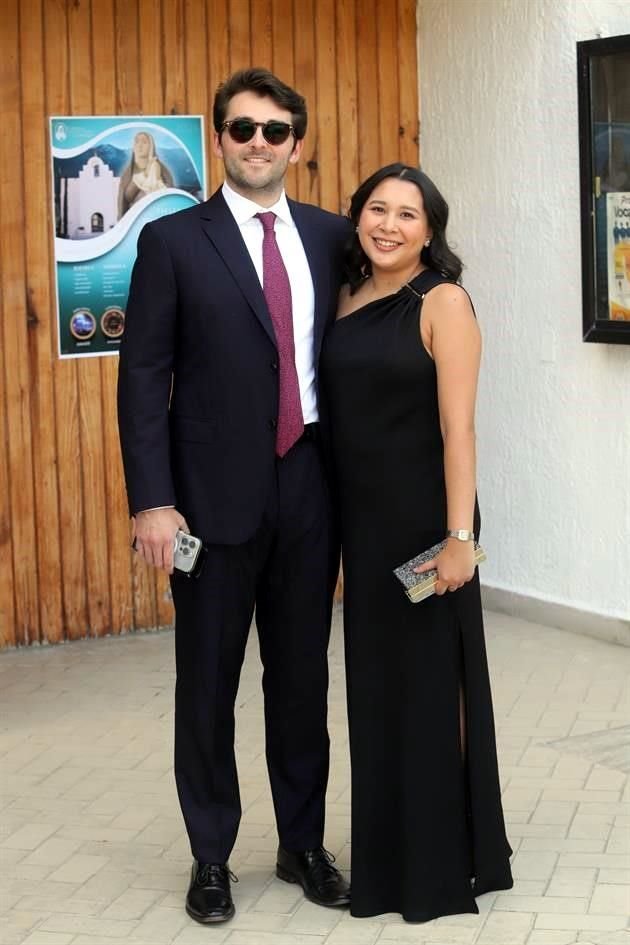 Thomas Lentati y Mariana Kuroda