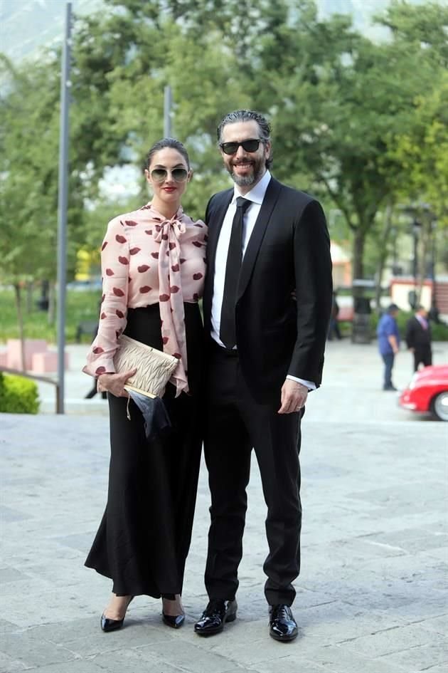 Catrina de Barrera y Alfonso Barrera