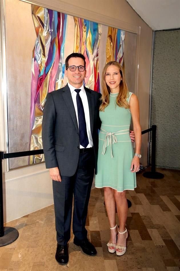 Óscar de la Garza y Mónica Zambrano de De la Garza