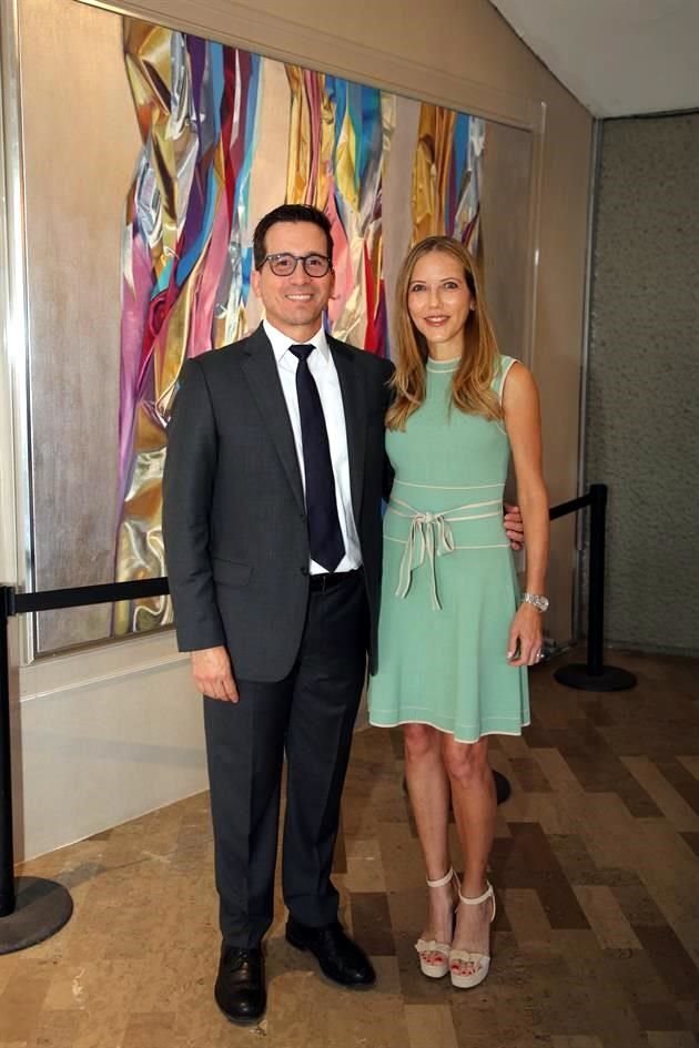 Óscar de la Garza y Mónica Zambrano de De la Garza