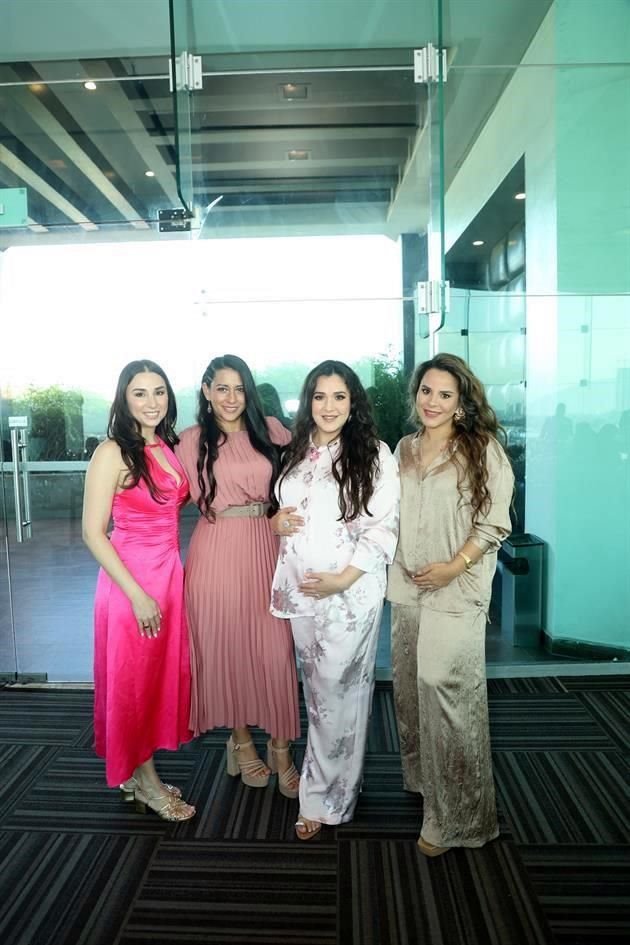 Janeth Guajardo, Mariana Jiménez, Gabriela Guajardo y Stephany  Guajardo