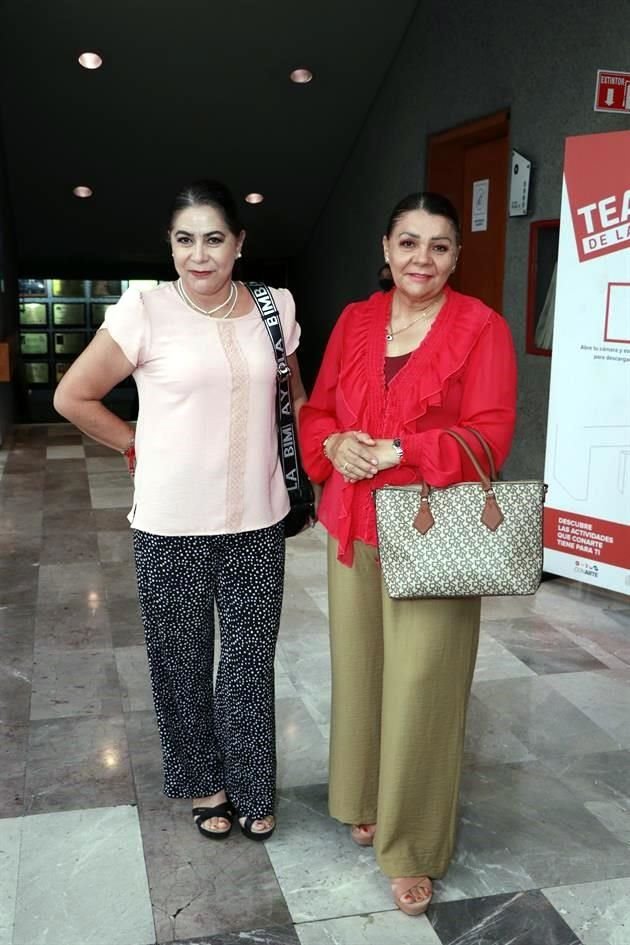 Flor Herrera y Manuela Herrera