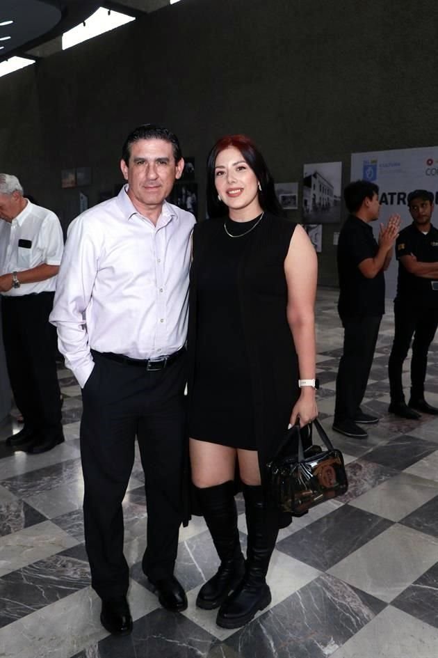 Alejandra Lozano y Samantha Lozano