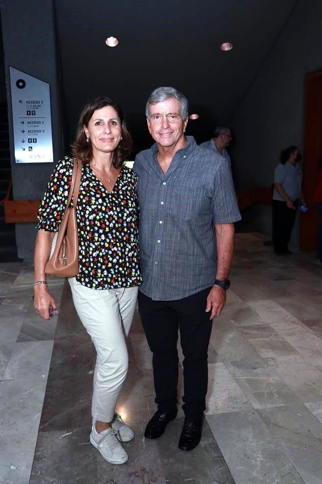 Lulú Lomelín y Jaime Lomelín