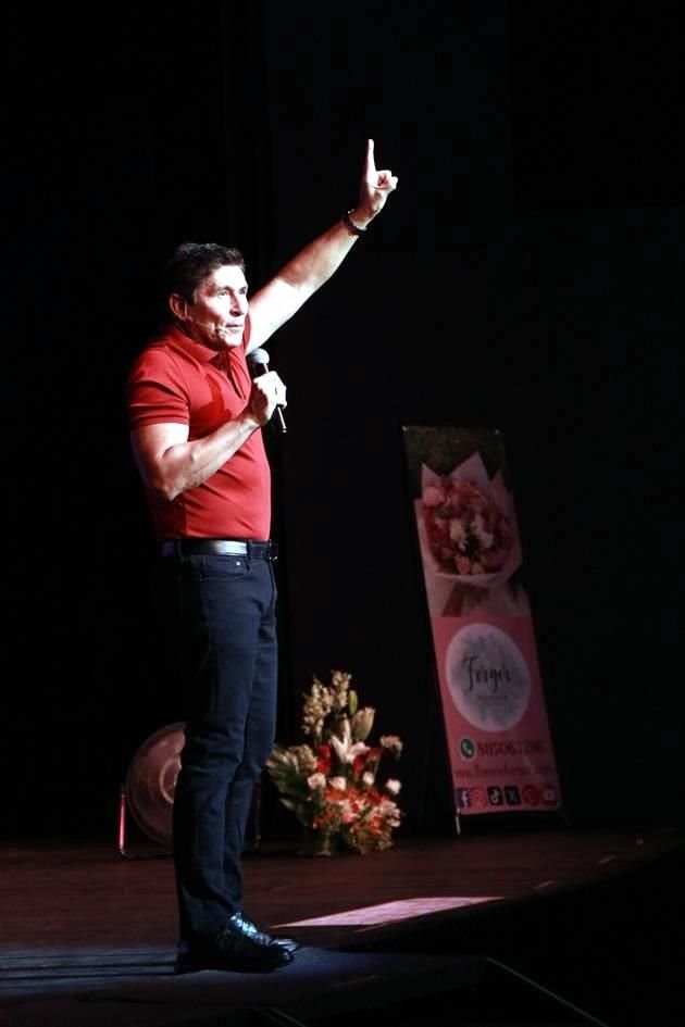 César Lozano Monzón