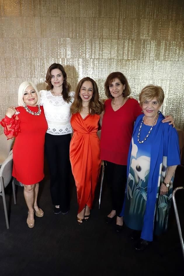 Moni Zavala, Greta Gracida de Fernández, Sofía Martínez de Benítez, Sylvia Villarreal de Gracida y Rosy Cabrera de Zambrano