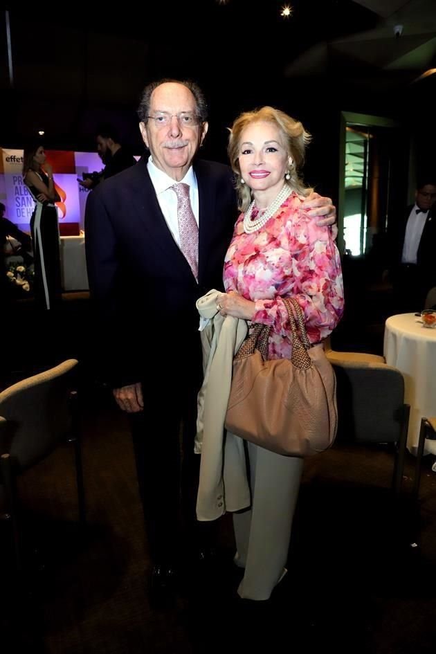 Fernando Santos y Adriana Garza de Santos