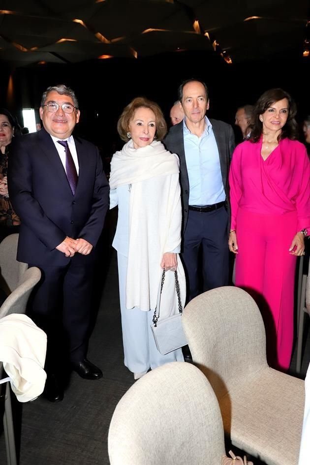 Javier Arteaga Gutiérrez, Yolanda Santos de Hoyos, Federico Garza Santos y Alma Rosa Asís de Arteaga
