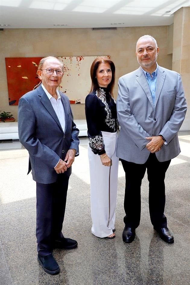 Nazario Assad, Lorena Kalife de Assad y Nazario Assad Canavati