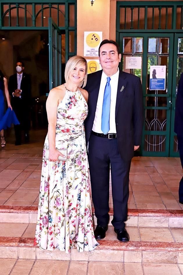 Ivonne Guerra de Villarreal y Alberto Villarreal