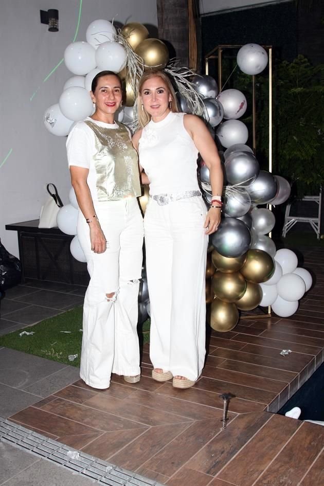 Karla Garza y Mayra Correa