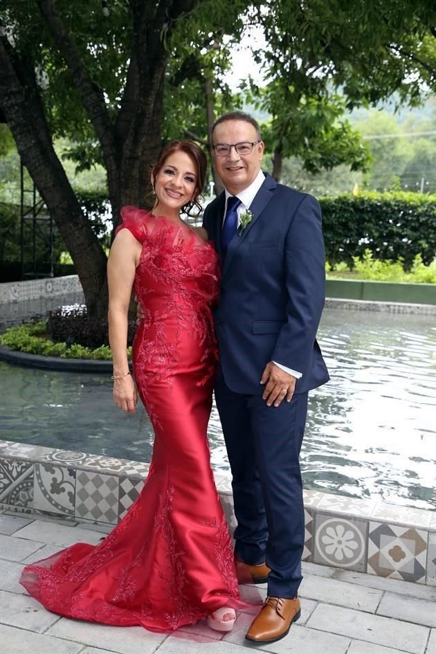 Lily Doria y Fernando Dávila Delgado