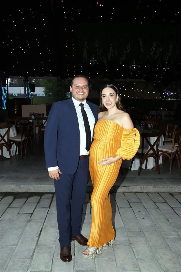 Fernando Garza y Cynthia Luna