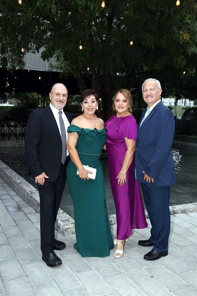 Herbert Carrington, Norma Rodríguez, Laura Sánchez de Garza y Jorge Garza