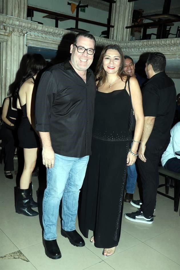 Ricardo Chinchilla y Martha de Chinchilla