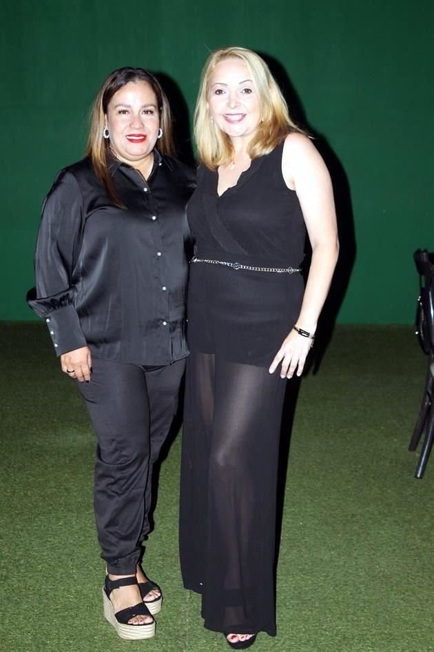 Gabriela Ocampo y Alejandra Flores