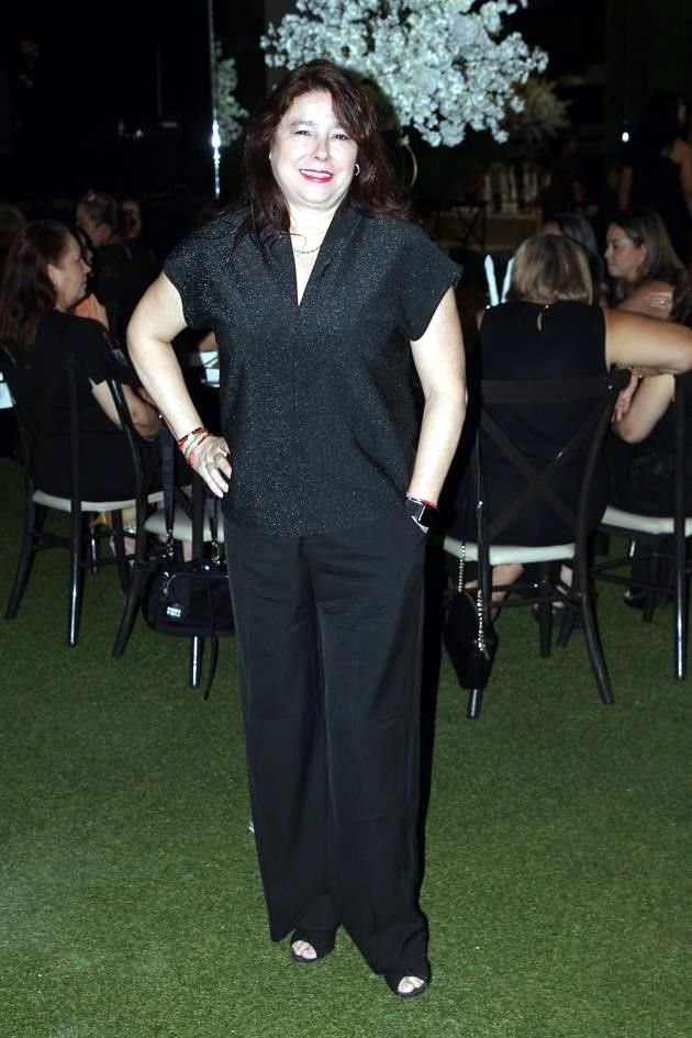 Rosalinda Martínez de Cantú