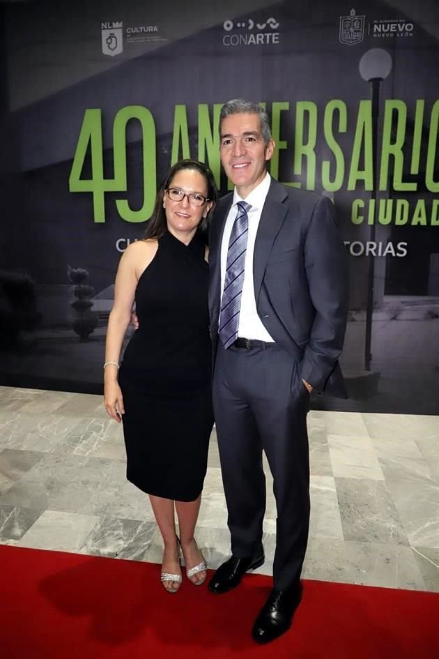 Cristina Barragán de Viejo y Jesús Viejo