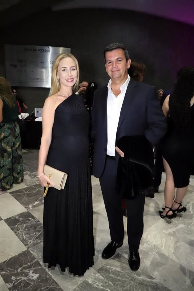 Nadia de Cantú y Patricio Cantú
