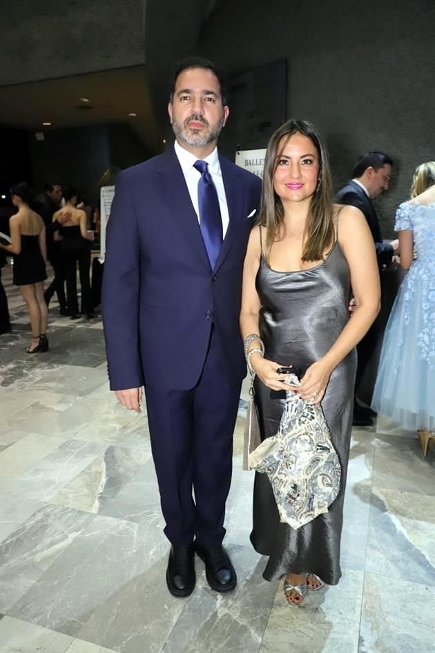Rodrigo Depp y Melissa O´Farrill