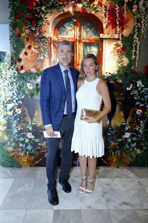 Alex Villarreal y Diana Ramos