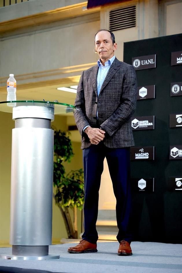 FEDERICO GARZA SANTOS. Presidente Ejecutivo de Grupo Delta y de Fibra Mty