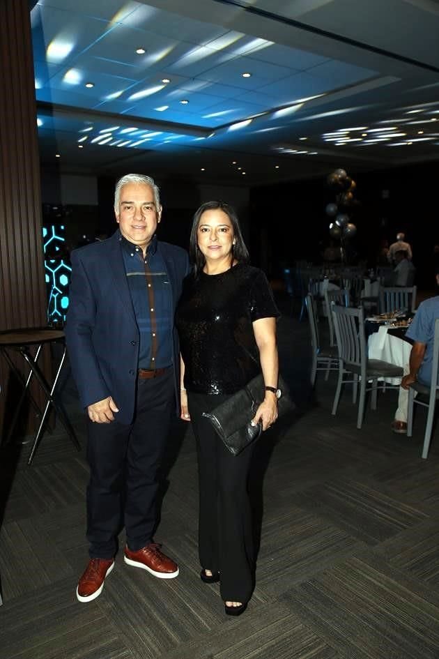 Sergio Vega y Carmen Rubio