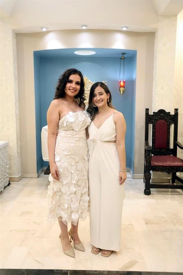 MADRINAS Alma Velia Garza y Judith Elizondo