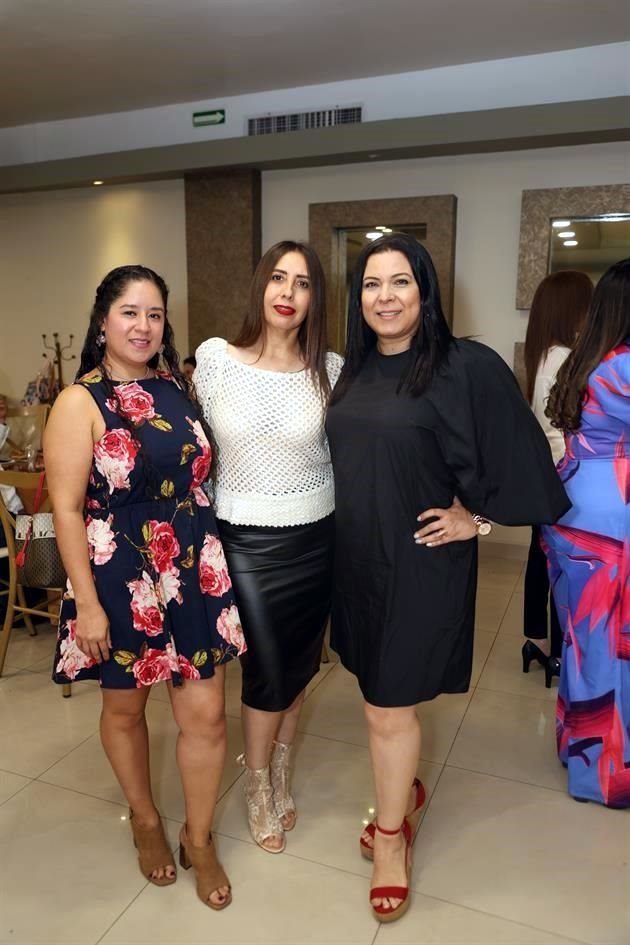 Martha González, Brenda Gutiérrez y Dragytza González