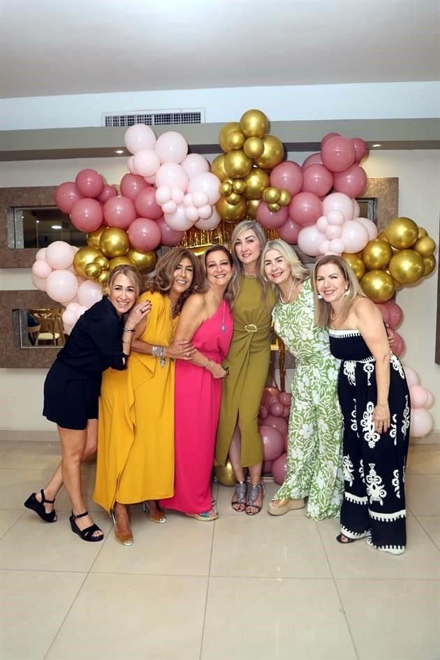 Blanca Treviño, Mirna Alvarado, Lupita López Padilla, Tania Galindo, Amelia Reséndez y Thelma Cavazos