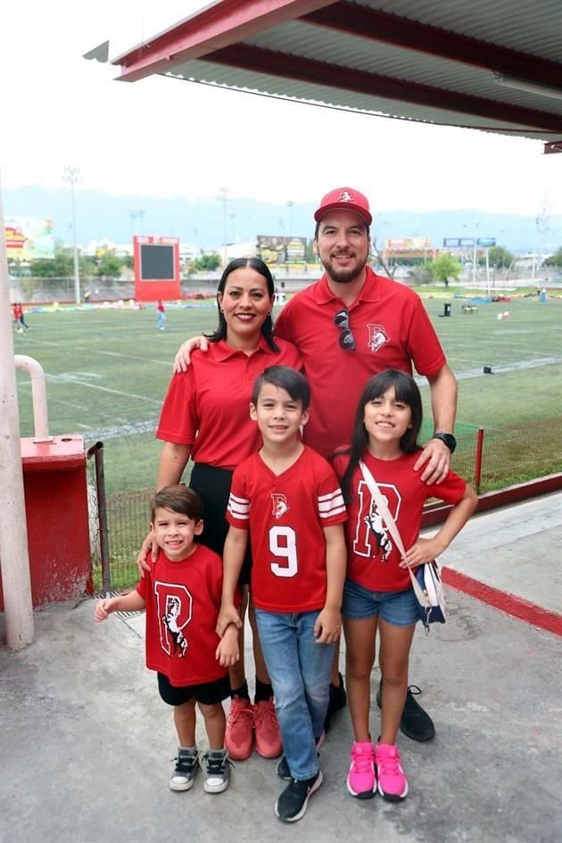 Lorena Ríos, Marcos Rodríguez, Mauricio Rodríguez Matías Rodríguez y Sofía Rodríguez