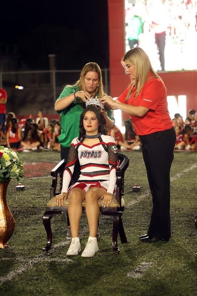 Coronación de la nueva reina Melanie