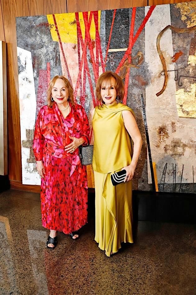 Aurora Cantú de Cagnasso y Adriana Tijerina