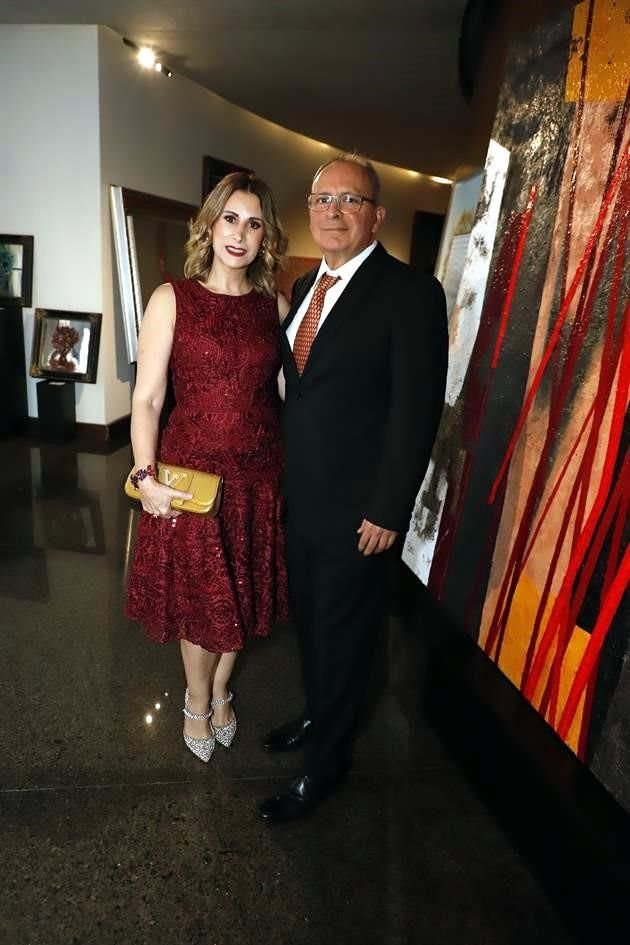 Graciela Tancredi de Flores y Humberto Flores