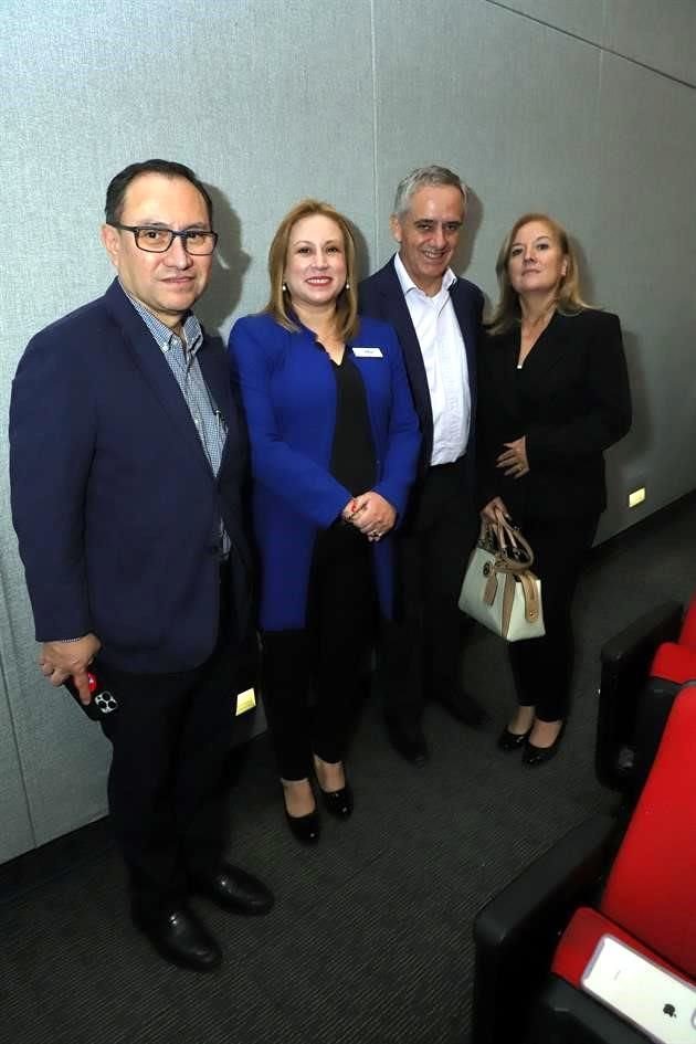 Fernando Gutiérrez, Caty Pérez Bulnes de Mastreta, Manuel Montoya y Elvira Medellín