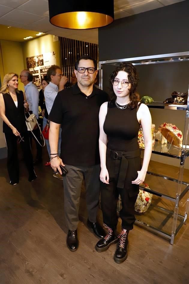 Jorge Urencio y Valeria Urencio