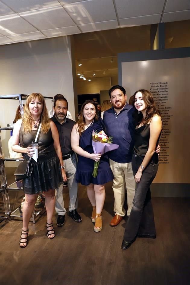 Cecilia Montemayor, Enrique Sánchez Franco, Ana Paula Sánchez Montemayor, Patricio Garza Hausser y Carolina Vargas