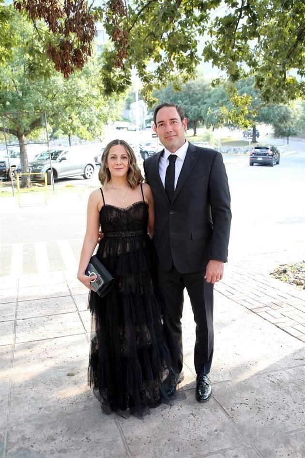 Lidia Alvarado y Carlos Martínez
