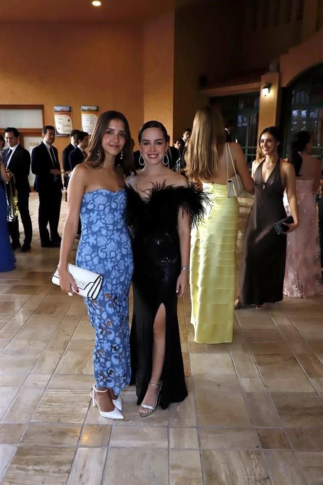 Ana Emilia Larenas y Marité Coronado