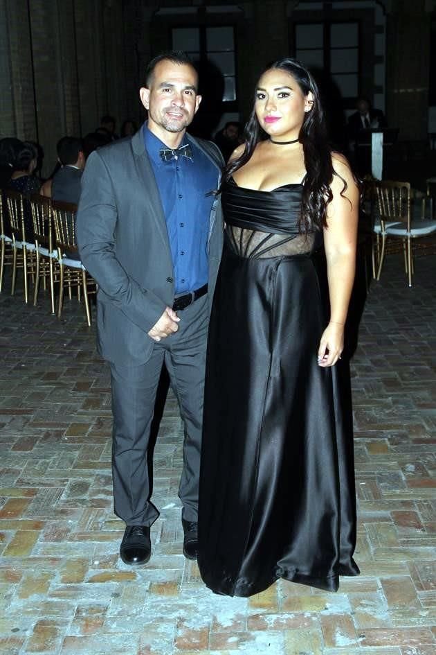 Daniel Compañ y Estefany Dávila