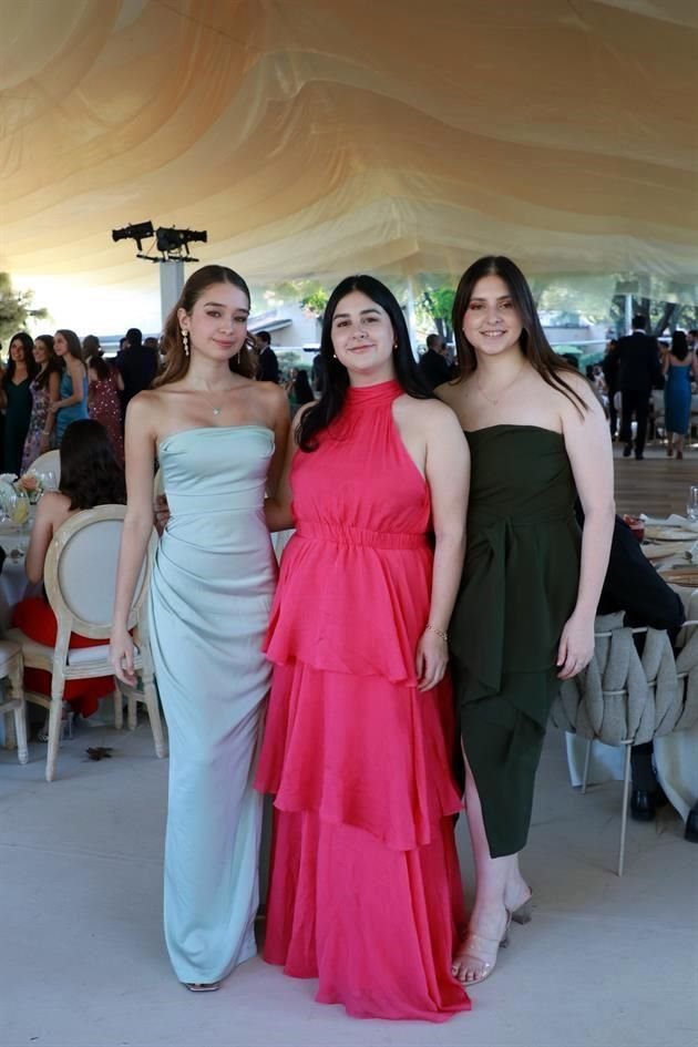 Andrea Cárdenas, Daniela Vega y Bárbara Vega